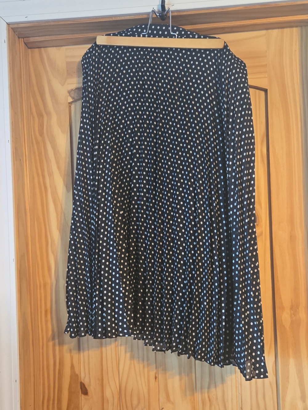 LOFT Black & White Polka Dot Skirt